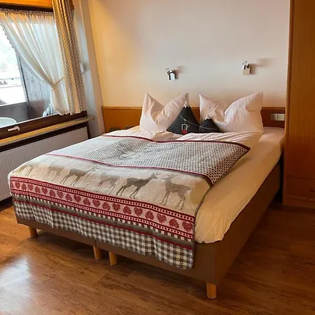 Löwen 3* Reit im Winkl