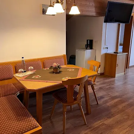 Lowen Reit im Winkl