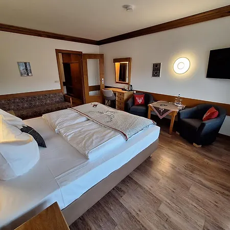 Hotell Löwen Reit im Winkl