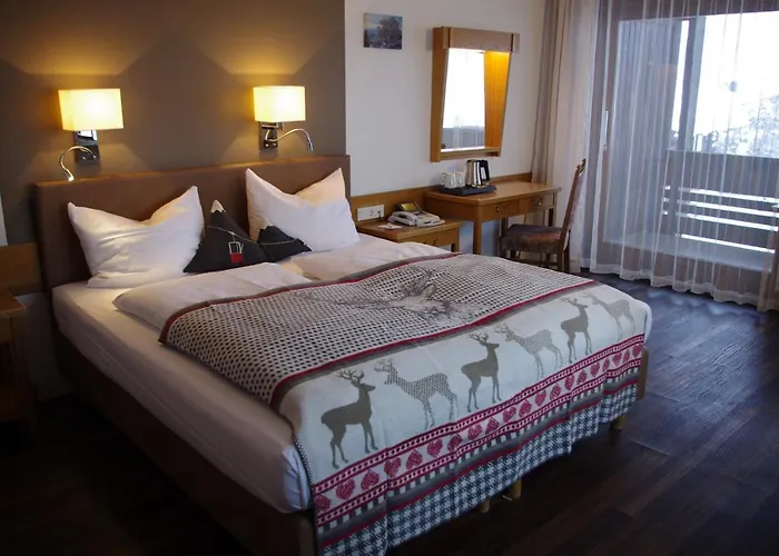 Hotel Loewen 3*